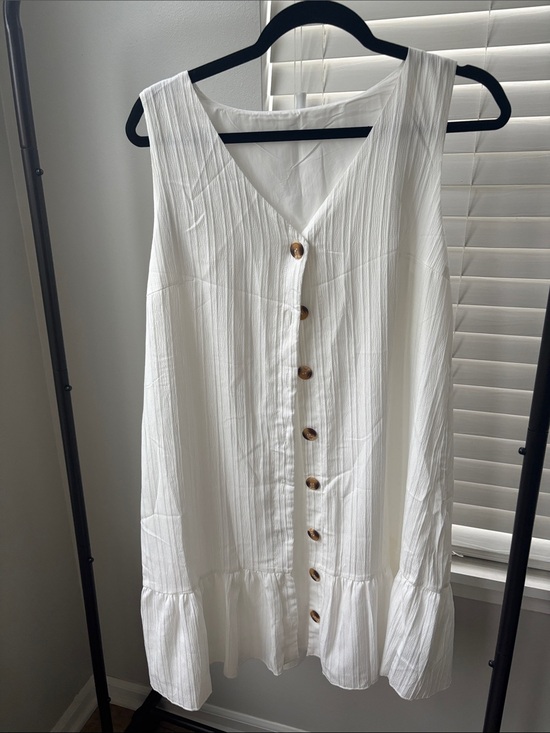 Dresses & Skirts - Summer Sleeveless White Button-Front V-Neck Dress